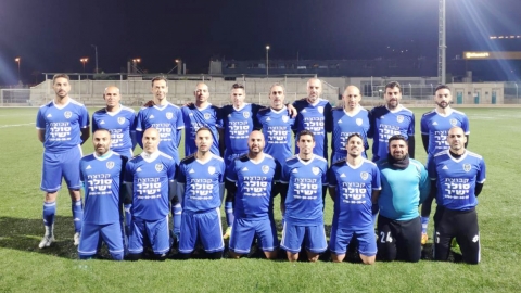 במקום השני בטבלה - ספורט במעלה נט