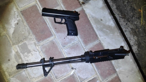 m-16 התגלה במכונית ליד מישור אדומים - חדשות  במעלה נט