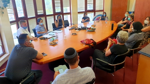 בתי מרקחת בצל הקורונה - קהילה במעלה נט