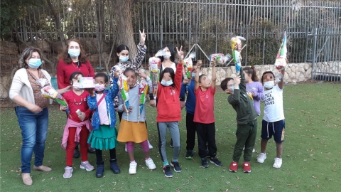 מארזי חנוכה  לילדי המועדוניות - חינוך במעלה נט