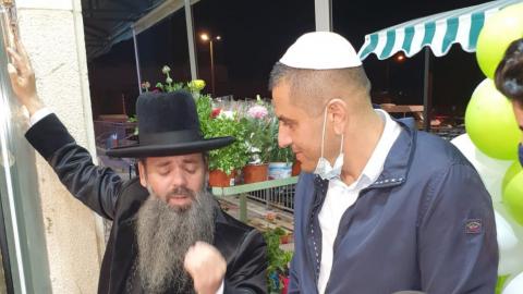 שיירת השמחה - חדשות  במעלה נט