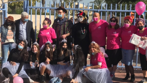 מאחורי המסכה - כולנו בשמחה - חינוך במעלה נט