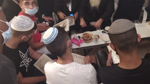 האב השכול לתלמידים: "אחרי שלושה ימים, שמחים, מאמינים ומתחזקים" - חדשות  במעלה נט