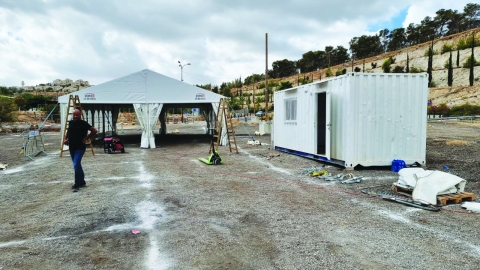 מתחם בדיקות קורונה קבוע ברחבת הכורכר ליד האגם - חדשות  במעלה נט