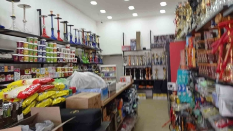 המשטרה דרשה מבעלי חנויות בעזריה להפסיק ממכר של סיגריות וטבק לנוער - חדשות  במעלה נט