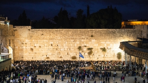 זווית אישית / האם ההיסטוריה חוזרת? - חדשות  במעלה נט