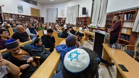שוברים את קירות הכיתה - חינוך במעלה נט