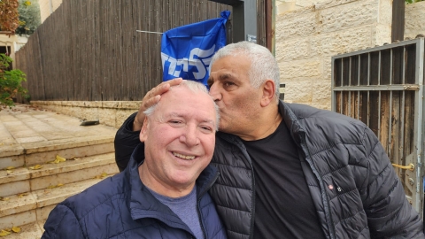 כנס תמיכה מול ביתו של דודי אמסלם - חדשות  במעלה נט