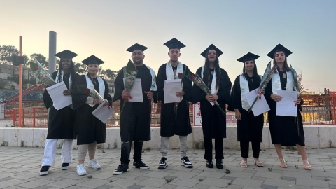מחזור ההנדסאים השביעי של דקל וילנאי מעיף את הכובע - חינוך במעלה נט