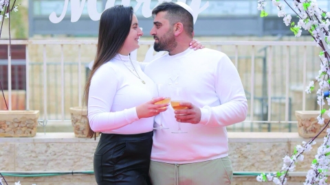 אדמדמת המדור הכי נוצץ בעיר - אדמדמת במעלה נט