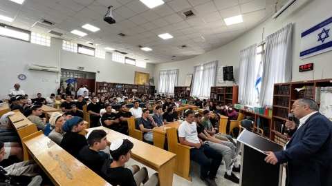אביו של החטוף לתלמידי אמי"ת איתן:  ''רק אהבת חינם תוביל אותנו לניצחון'' - חדשות  במעלה נט