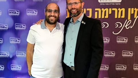 יועץ התקשורת אושריאל בן עמרם ממעלה אדומים נפרד ממועצת בנימין - חדשות  במעלה נט