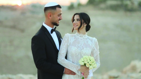 החתונה - אדמדמת במעלה נט