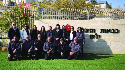 נציגי נציבות שירות המדינה סיירו  בתחנת הכיבוי מעלה אדומים - חדשות  במעלה נט