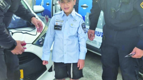 שוטר ליום אחד: חלום שהפך למציאות בתחנת המשטרה - חדשות  במעלה נט