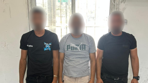 התחבאו בתא המטען – ונעצרו - חדשות  במעלה נט