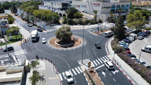 מעגל התנועה בצומת דרך קדם - הר מכוור הורחב לשני נתיבים - חדשות  במעלה נט