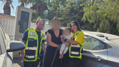 כפר אדומים: תינוקת ננעלה ברכב – וחולצה בשלום - חדשות  במעלה נט