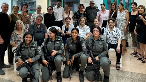 מעלה אדומים פתחה את השנה החדשה בחיבוק חם ללוחמים: באהבה לחיילים - חדשות  במעלה נט